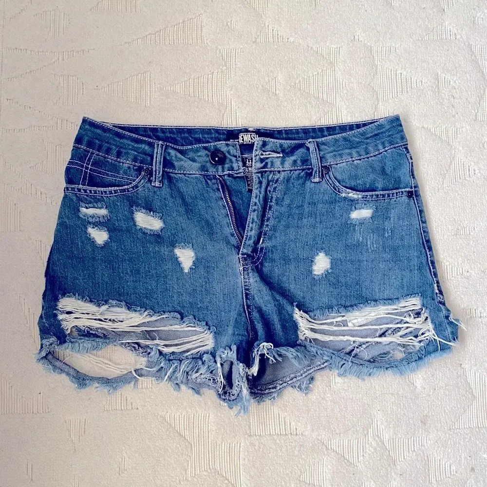 Distressed shorts